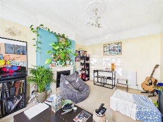 Dallas Road, London, NW4