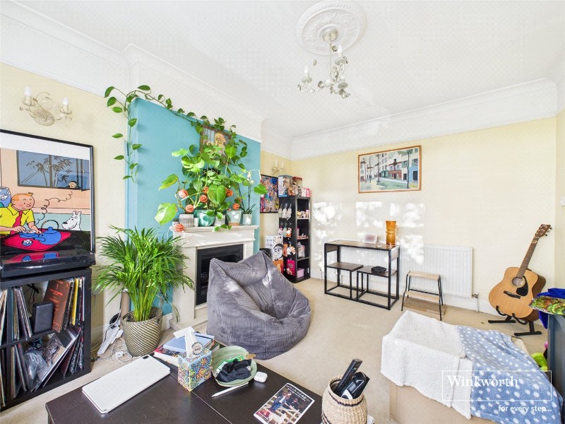 Dallas Road, Hendon, London, NW4