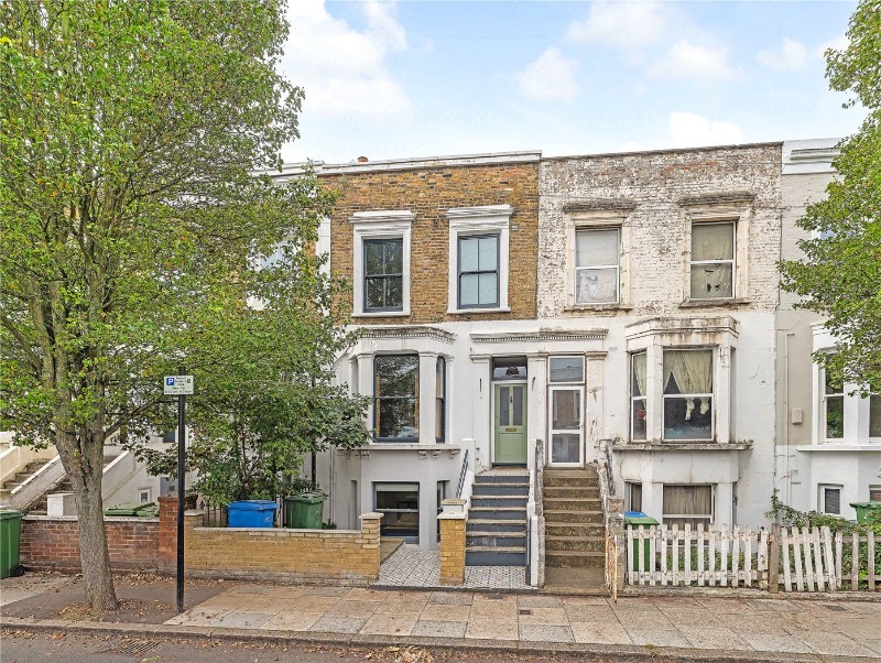 Lyndhurst Way, Peckham Rye, London, SE15