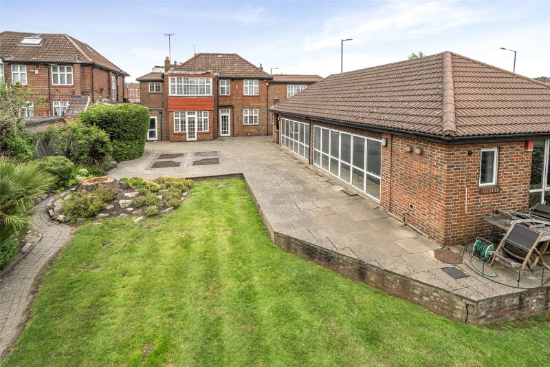 Haslemere Gardens, Finchley, London, N3