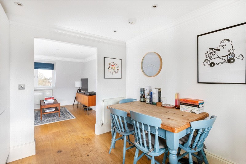 Lough Road, London, N7