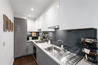 Queens Drive, London, N4