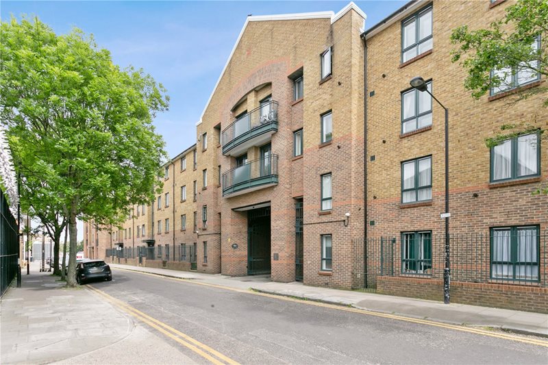 Kempton Court, 2 Durward Street, E1