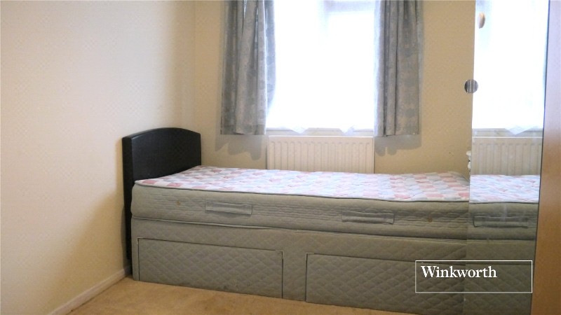 South Mount, High Road, Whetstone, London, N20