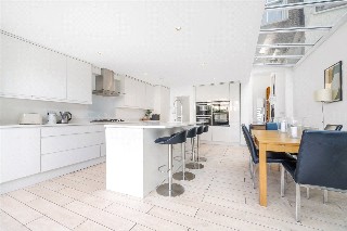 Amott Road, Peckham Rye, London, SE15