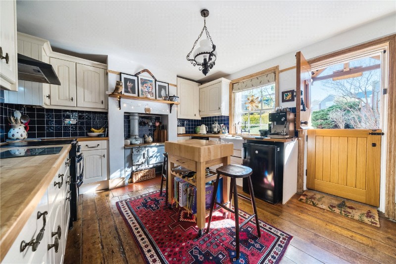 Pear Tree Lane, Newbury, Berkshire, RG14