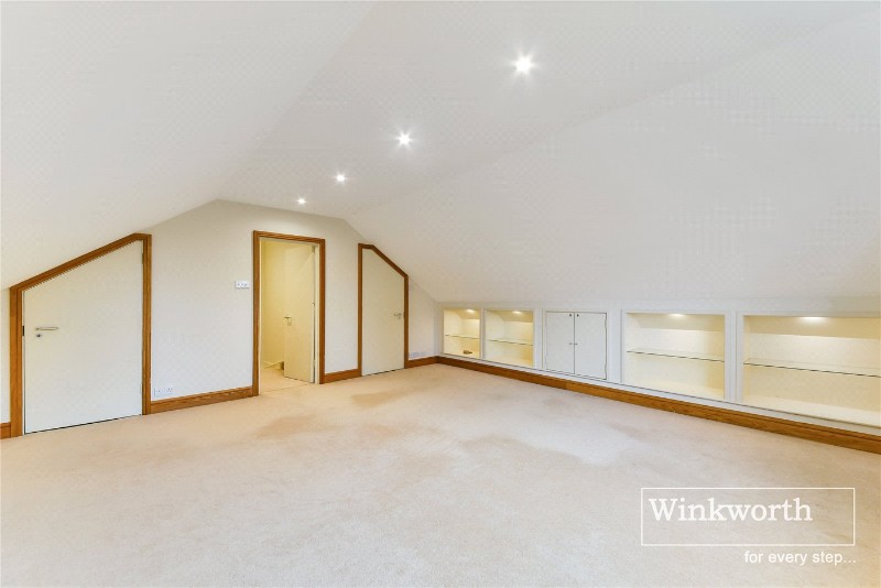 Thames Village, Hartington Road, London, W4