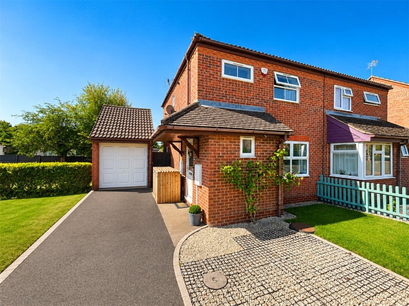 Bristol Way, Sleaford, Lincolnshire, NG34