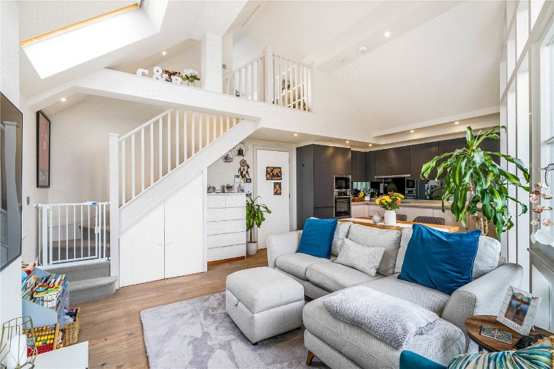 Archway Road, London, N6
