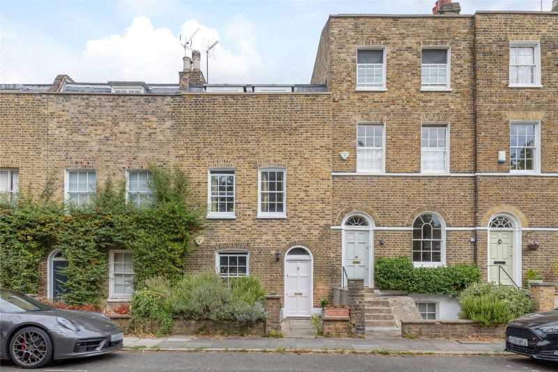 Cleaver Square, London, SE11
