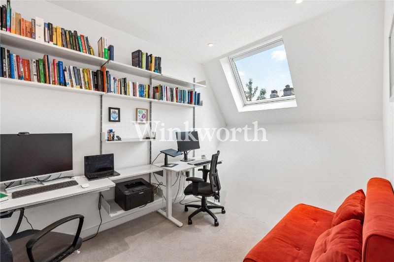 Apple Tree Road, London, N17