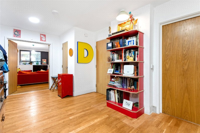 Goldsmiths Row, London, E2