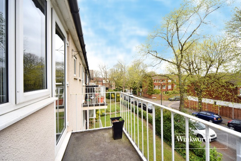 Overton Road, Sutton, SM2