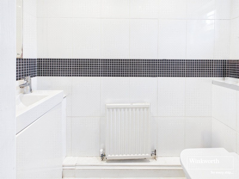 Hollyview Close, Hendon, London, NW4