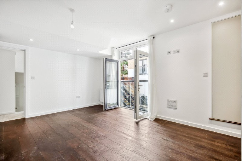 Adolphus Road, London, N4