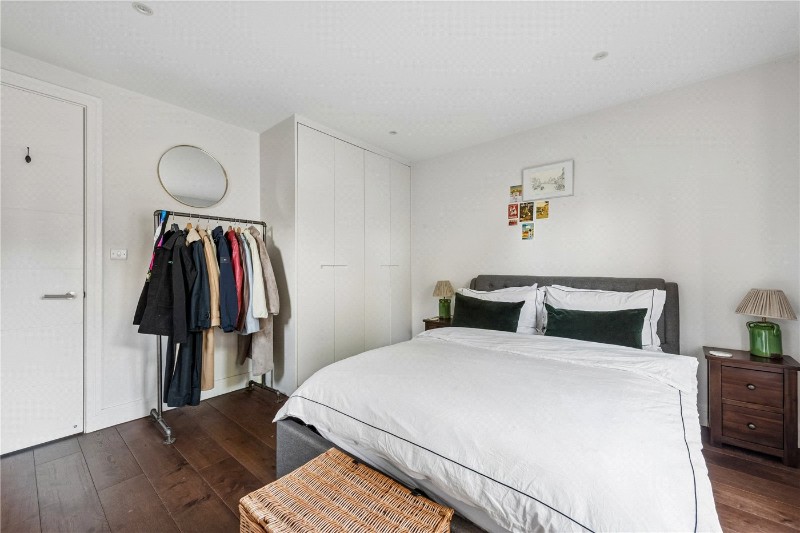 Aden Grove, London, N16