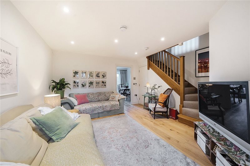 Tilford Street, Tilford, Surrey, GU10