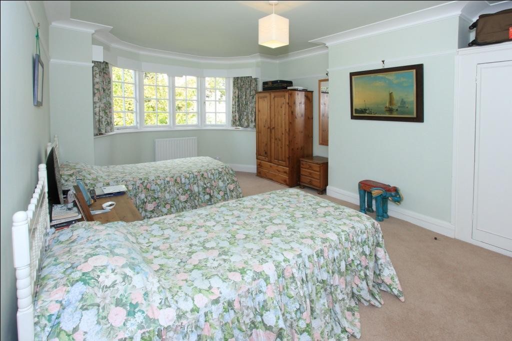 Properties for sale in Golders Green Winkworth Golders Green Estate