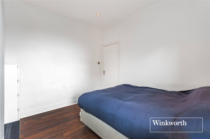 Squires Lane, Finchley, London, N3