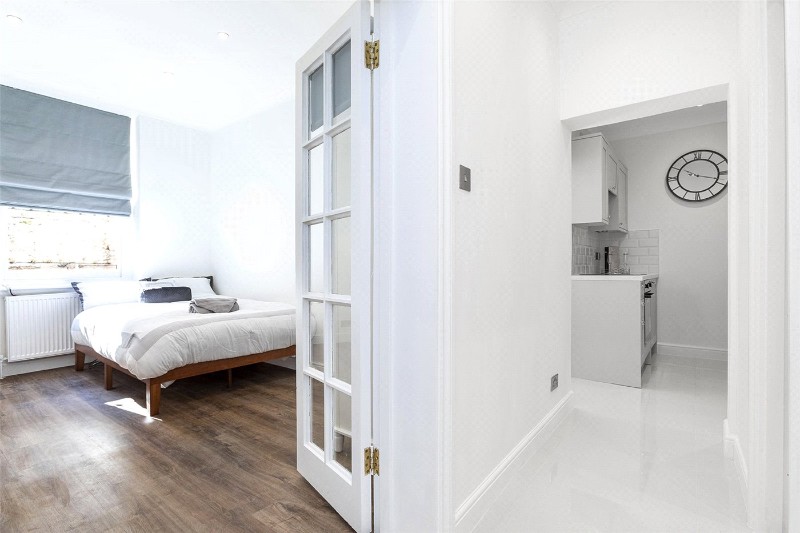 Carburton Street, London, W1W