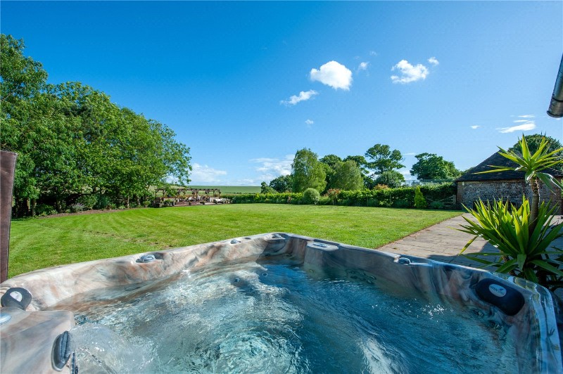 Dover Road, Westcliffe, Dover, Kent, CT15