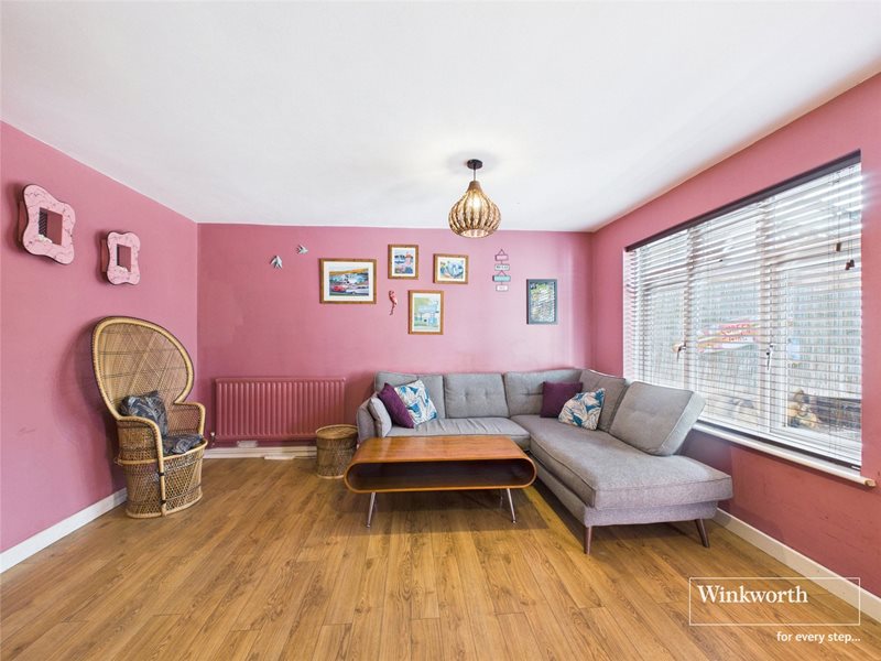 Elizabeth Walk, Reading, Berkshire, RG2