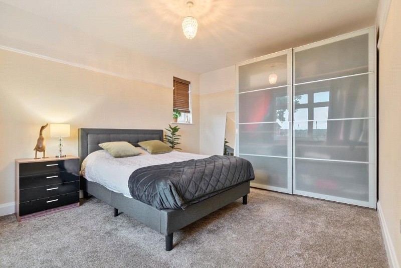 Wokingham Road, Earley, Reading, Berkshire, RG6