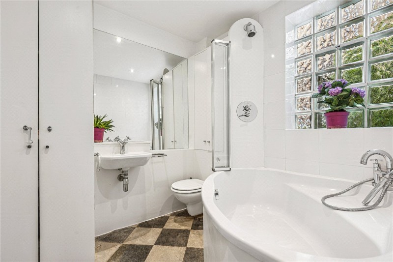 St. Lukes Mews, London, W11