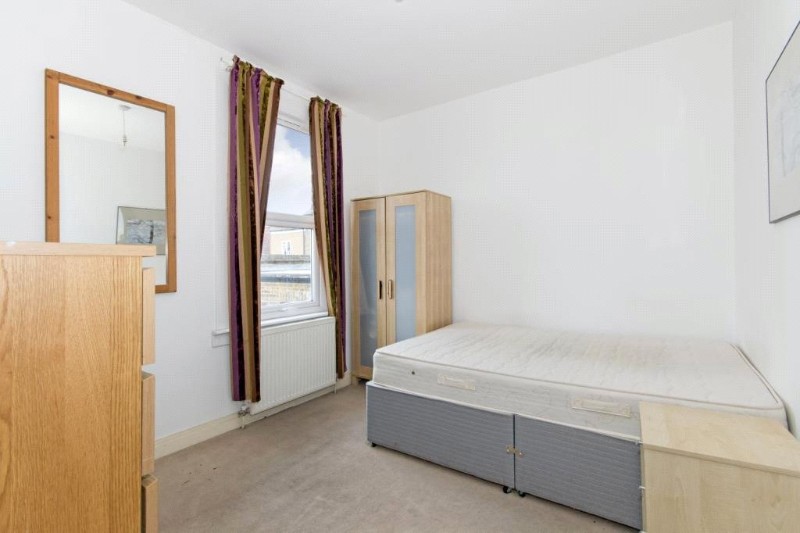 Garratt Lane, London, SW17