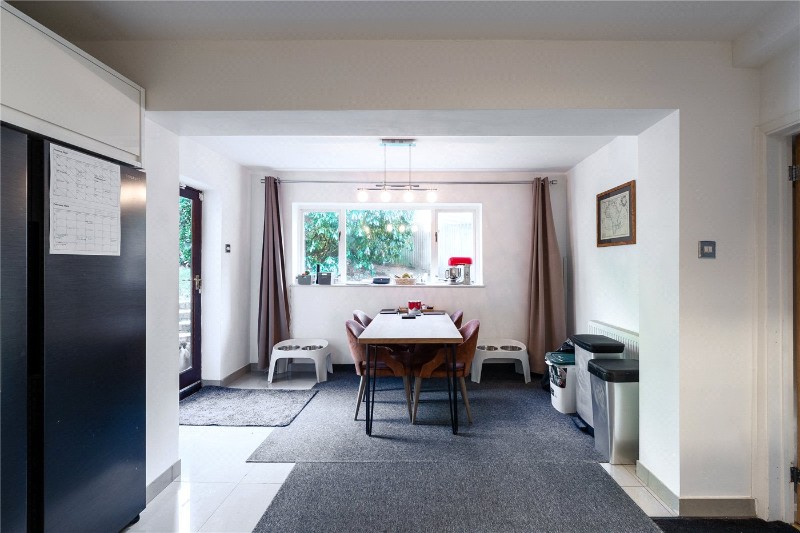 Kingswood Close, Weybridge, Surrey, KT13