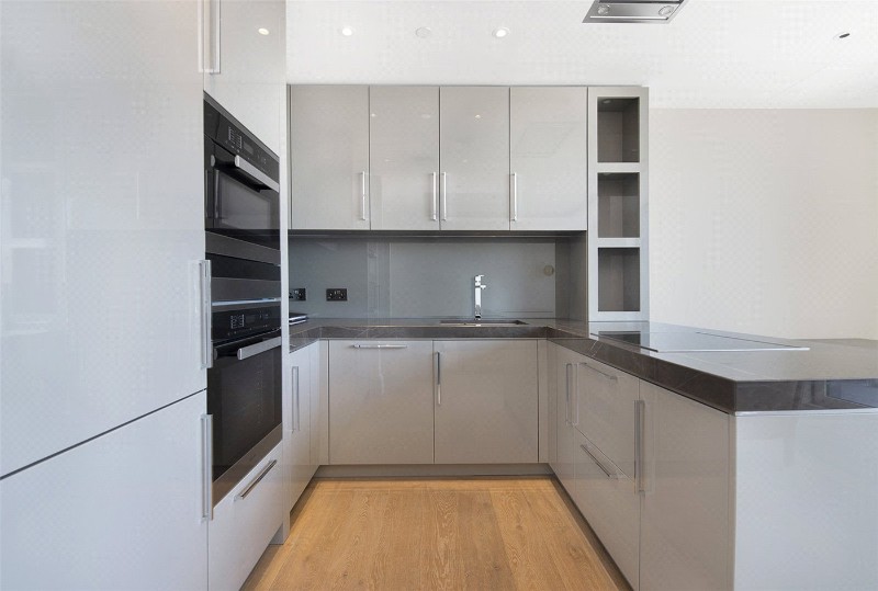 Strand, London, WC2R