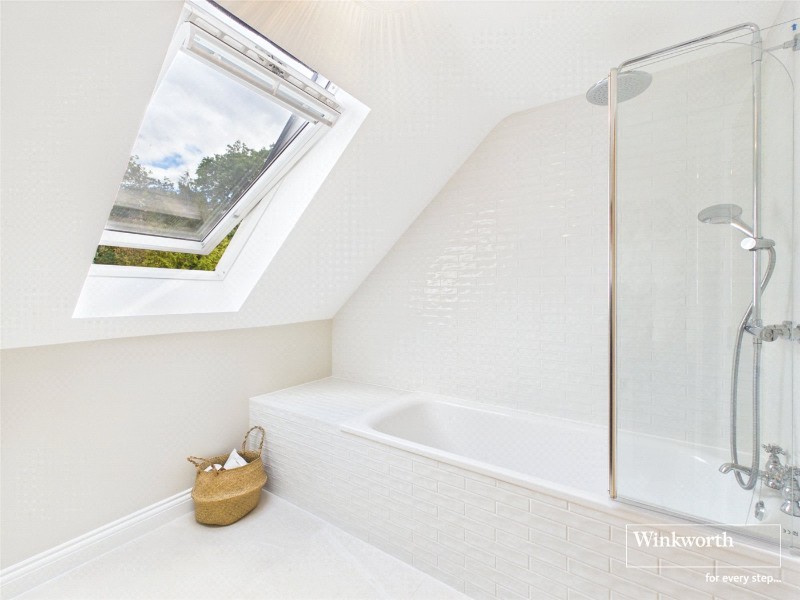 Sandford Lane, Hurst, Reading, Berkshire, RG10