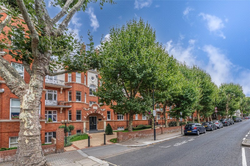 Ashworth Mansions, Elgin Avenue, London, W9