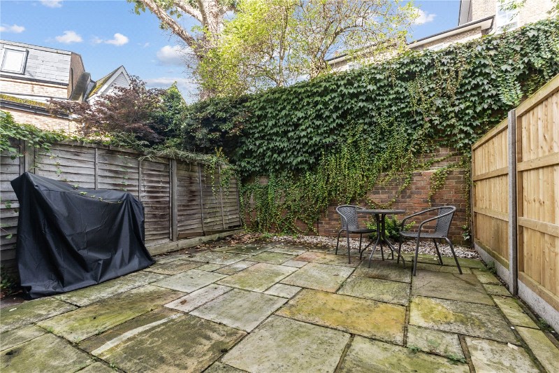 Coach House Lane, London, N5
