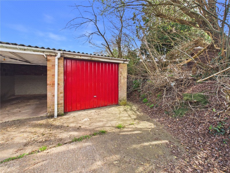 Pinnex Moor Road, Tiverton, Devon, EX16