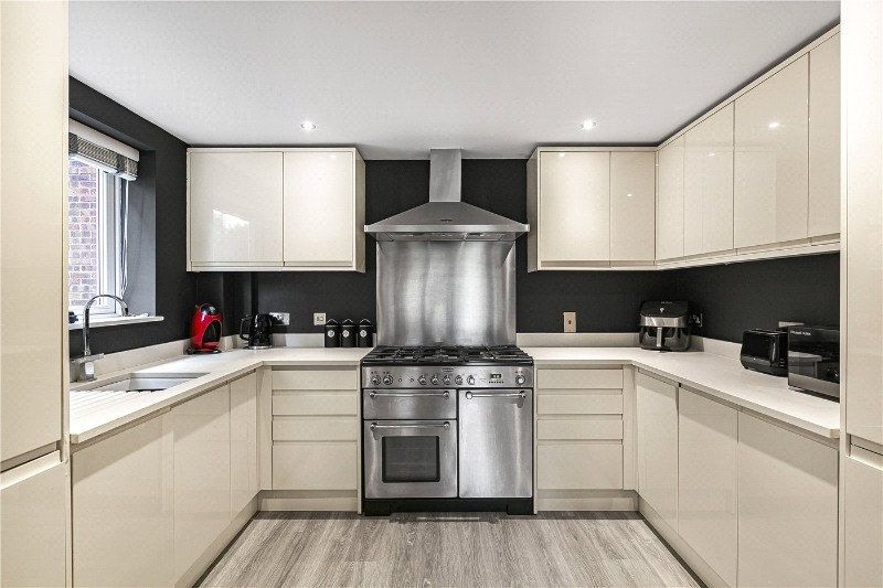 Oakwood Avenue, Beckenham, BR3