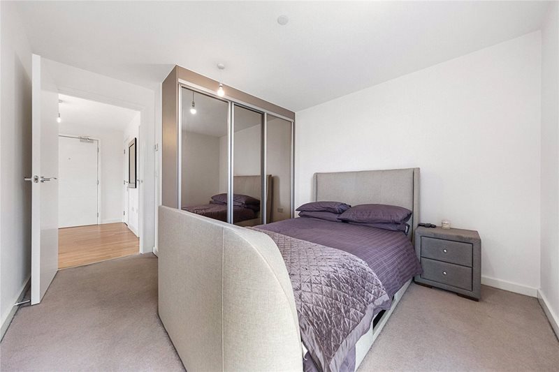 Baltic Avenue, Brentford, TW8