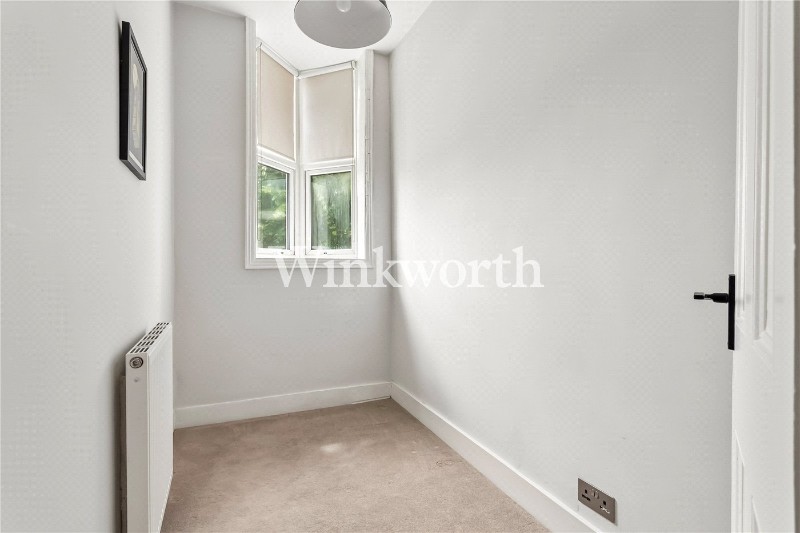 Hazelwood Lane, London, N13