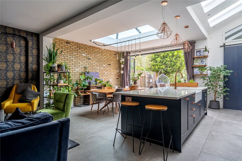 Norbury Crescent, London, SW16