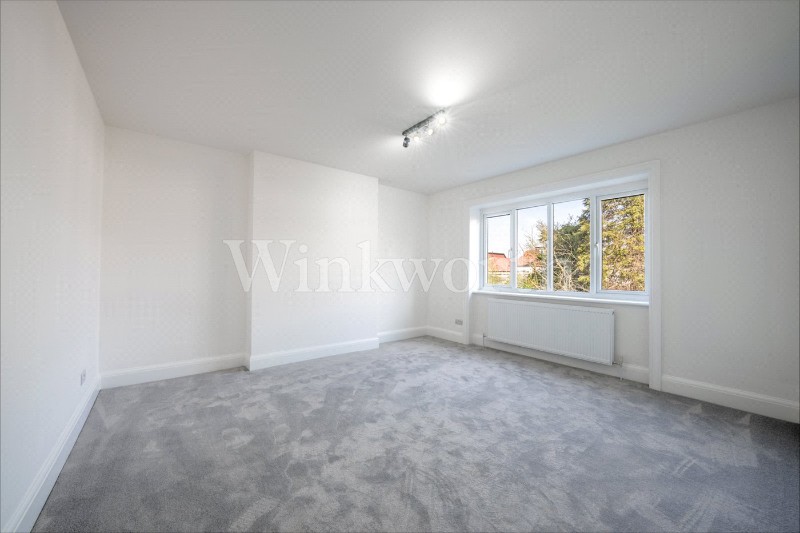 Ravenscroft Avenue, London, NW11