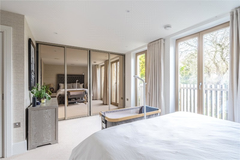 Thurlow Park Road, London, SE21