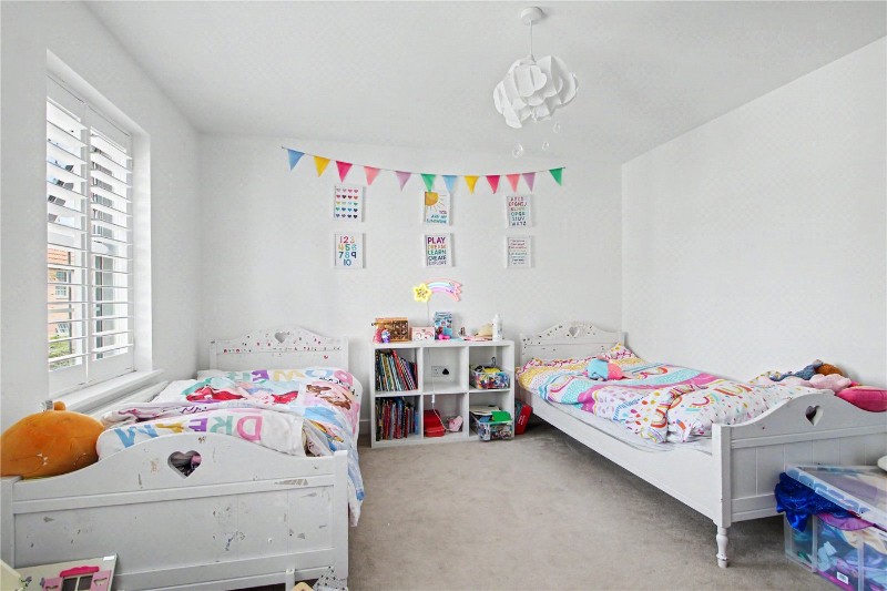 Neale Avenue, Poringland, Norwich, Norfolk, NR14
