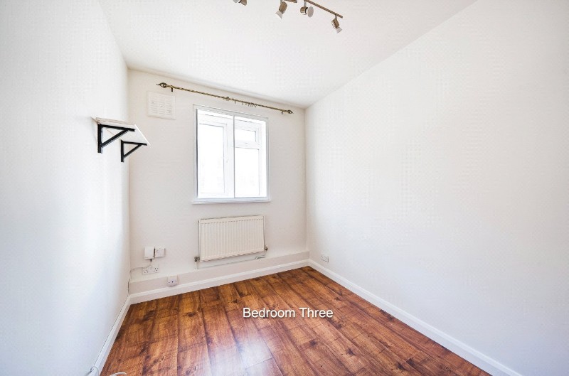 Rosebery Avenue, London, EC1R