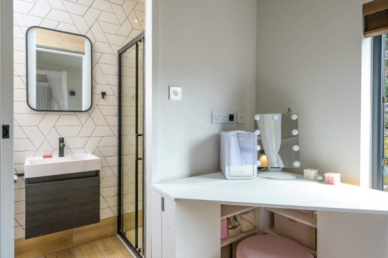 Van Diemens Lane, Bath, Somerset, BA1