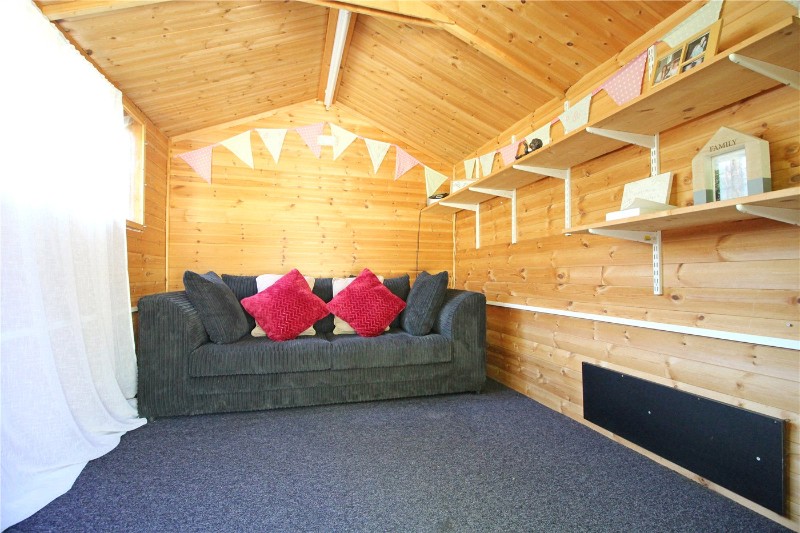 Bramley Road, Market Deeping, Peterborough, Lincolnshire, PE6