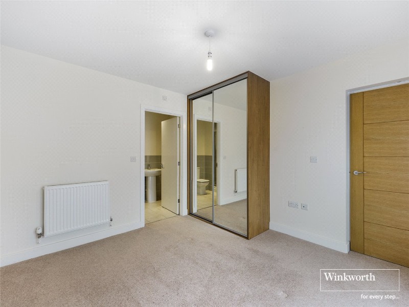 Haden Square, Reading, Berkshire, RG1