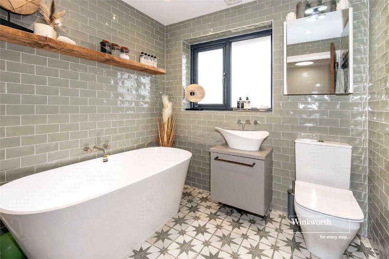 Hynesbury Road, Friars Cliff, Christchurch, BH23