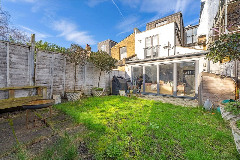 Henslowe Road, East Dulwich, London, SE22