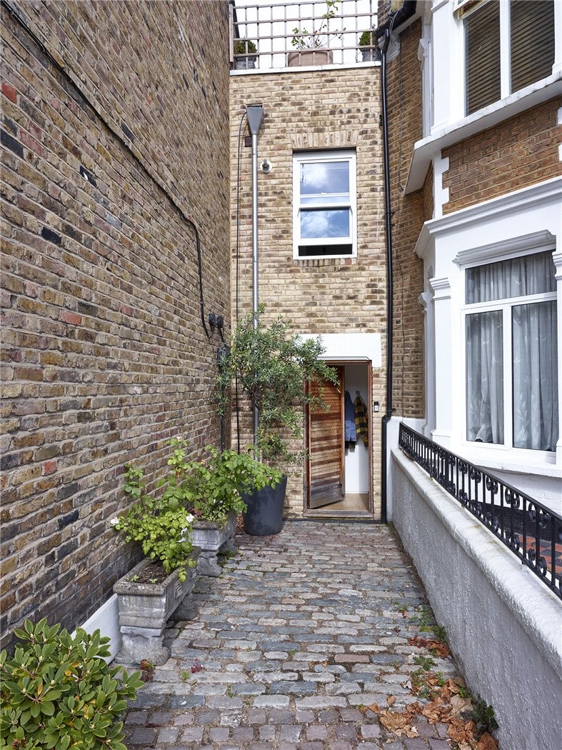 Lycett Place, Shepherds Bush, London, W12