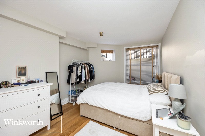 Basement Flat, 11 Holland Road, Hove, East Sussex, BN3